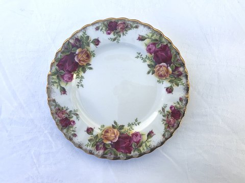 Royal Albert
Old country roses
Cake plate
* 40kr