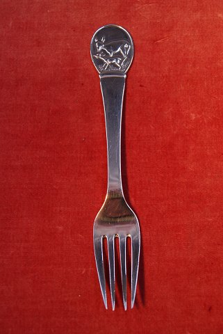 Danish children's cutlery of solid silver by silversmith Christian Knudsen Hansen. Child's fork 15,2cm with deer and kid