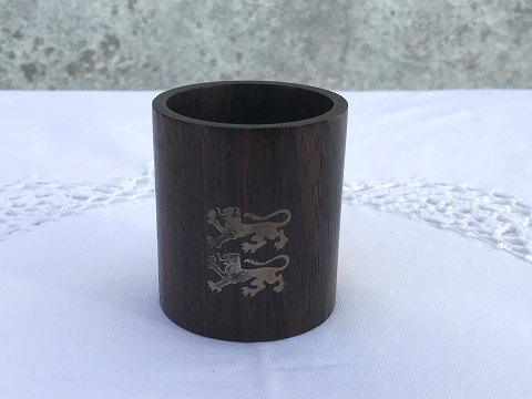 Hans Hansen
Rosewood cup with lions in sterling silver
* 700 DKK