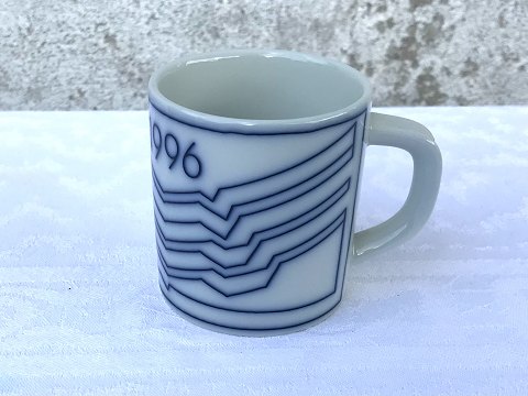 Royal Copenhagen
Small annual mug
1996
* 250 DKK