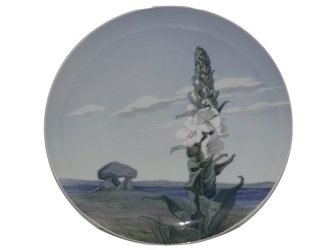 Royal Copenhagen 
Large Art Nouveau plate from 1898-1923