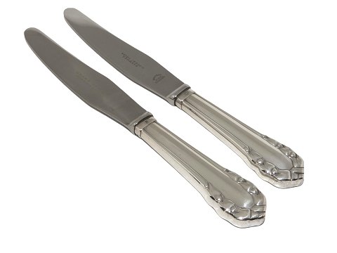 Georg Jensen Lily of the Valley
Luncheon knife with long knife blade 20.5 cm.
