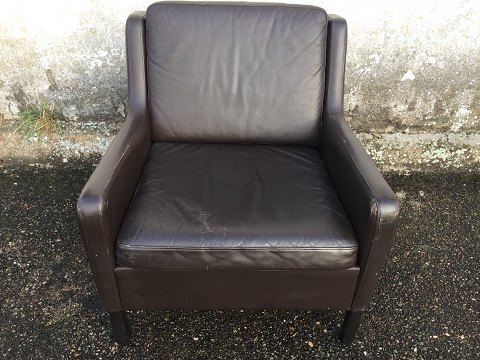 Armchair
Leather
1150 DKK