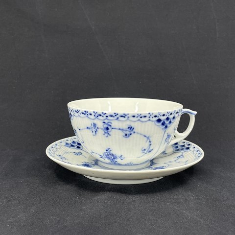 Blue Fluted Half Lace tea cup, 1/656