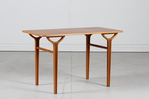 Mølgaard & Hvidt
AX Sofabord 
teak + bøg