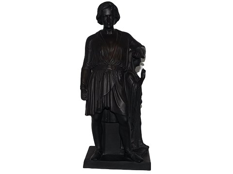 Large black Hjorth terracotta figurine
Thorvaldsen creating a woman sculpture