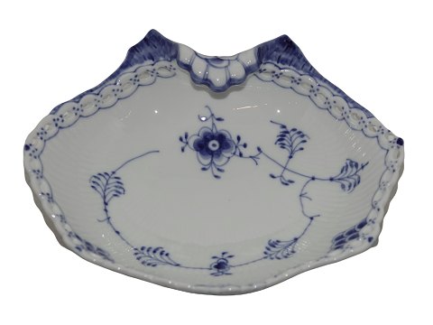 Blue Fluted Full Lace
Dish from 1894-1897