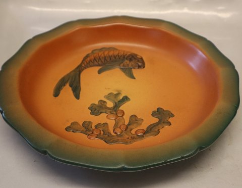 139 Fruit dish with fish and seaweed ca 28 cm Axel Sørensen 1929 Ipsen Danish 
Art Pottery