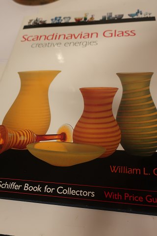 Book about glass of different art
"Scandinavian Glass - Creative Energies"
This book is beautiful and informative as well
The book is in English
By: William L. Geary
Publicher: Schiffer Publishing Ltd
Hard Cover
ISBN 0764317091
Used but as good as