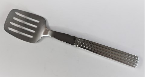 Georg Jensen. Silberbesteck (925). Bernadotte. Sardinengabel. Länge 16 cm