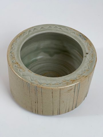 Tue Poulsen, bowl in stoneware with celadon glaze, own workshop