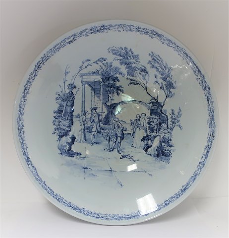Royal Copenhagen. Faience. Opus Scholasticum. Large round bowl. Diameter 45 cm. 
(1 quality)