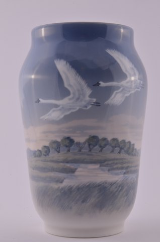 Royal Copenhagen Vase with swans