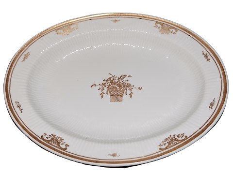 Gold Basket Ornaments
Platter 34.5 cm.