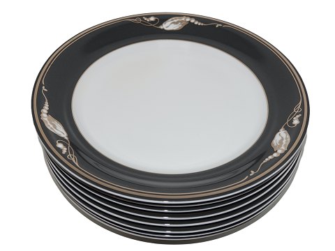 Black Magnolia
Large dinner plate 27 cm.