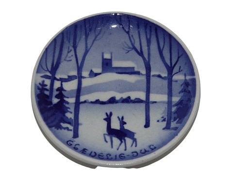 Royal Copenhagen miniature Christmas plate 
Glædelig Jul