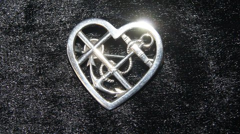 Elegant Brooch Heart with anchor Georg Jensen # 296
Stamped Georg