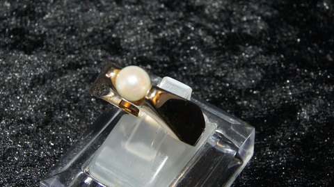 Elegant Damering med hvid perle 14 Karat Guld