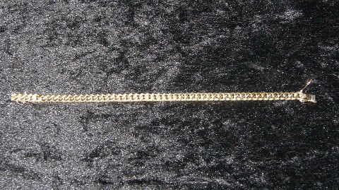 Elegant #Panser Bracelet in 14 Carat Gold