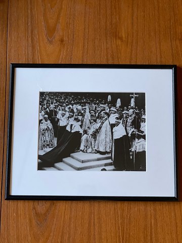 Vintage-Foto der Krönung von Königin Elizabeth II. von England im Jahr 1953, 
schwarz-weiß, Gelatinesilber