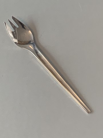 Kagegaffel # 043 #Caraval #GeorgJensen
Length 16 cm approx