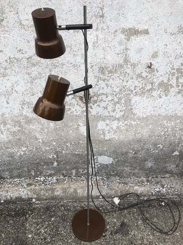 Brown Stand lamp
DKK 475