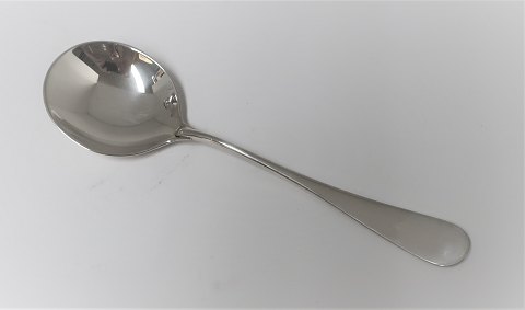 Michelsen. Ida. Brühe Löffel. Entwurf: Ole Hagen. Sterling (925). Länge 15 cm.