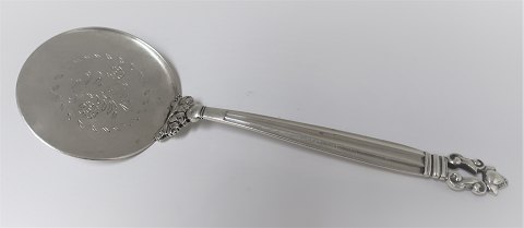 Georg Jensen. Silber (925). König. Tortenheber. Länge 21,5 cm.