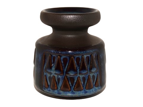 Soeholm art pottery
Dark blue miniature vase