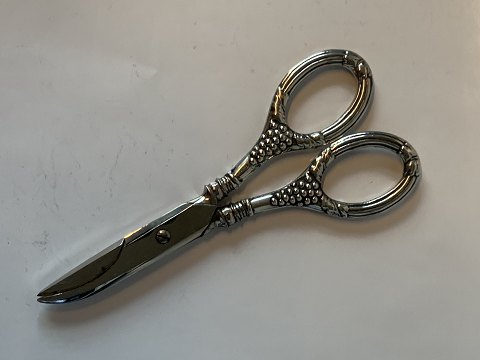 Grape scissors in Silver
Length 13 cm approx