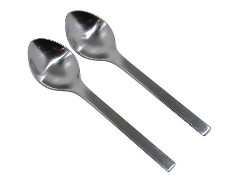 Georg Jensen Tanaqvil
Dessert spoon 17.6 cm.