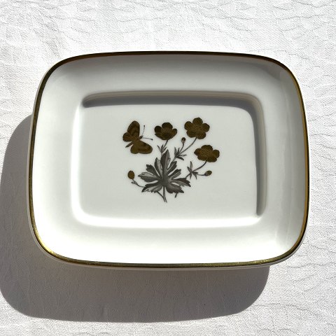 Royal Copenhagen
Teller mit Butterblumen
*250 DKK