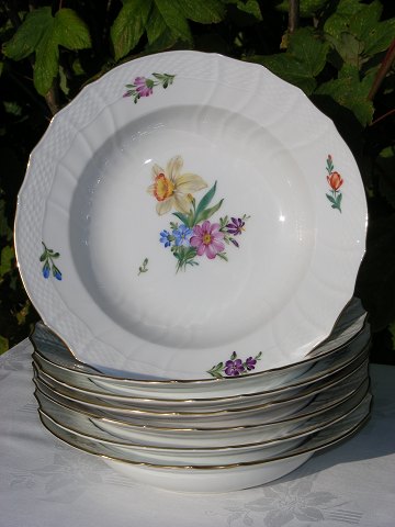 Royal Copenhagen porcelain Leight Saxon Flower, Small deep plate 1616