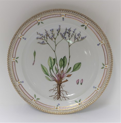 Royal Copenhagen. Flora Danica. Round serving plate. Model # 3524. Diameter 33 
cm. (1 quality). Statice rariflora Drej