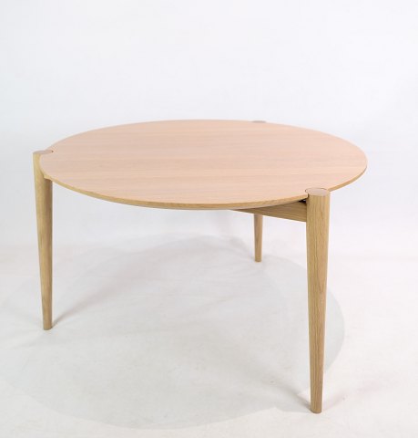 Coffee table, Model D102, Stine Weigelt, Natural oak, FDB Møbler
Great condition
