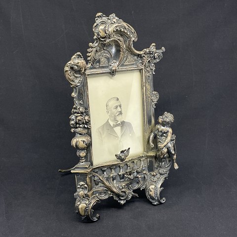 Extraordinary picture frame from the 1880s