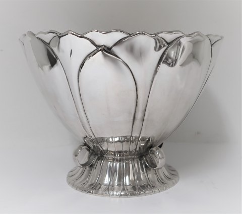 A. Dragsted. Silberschale (830). Höhe 14 cm. Durchmesser 19 cm. Produziert 1925