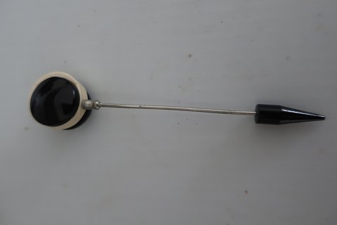 Vintage Hatpin
Um 1950