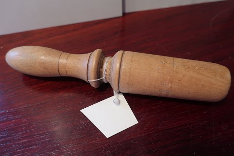 Tool for winding thread, antique
From about the midle of the 1800-years