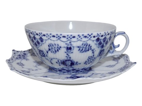 Blue Fluted Full Lace
Tea cup #1130