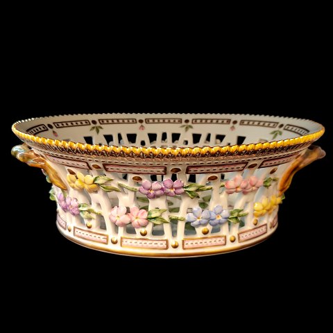 Royal Copenhagen, Flora Danica; Fruit bowl #3536