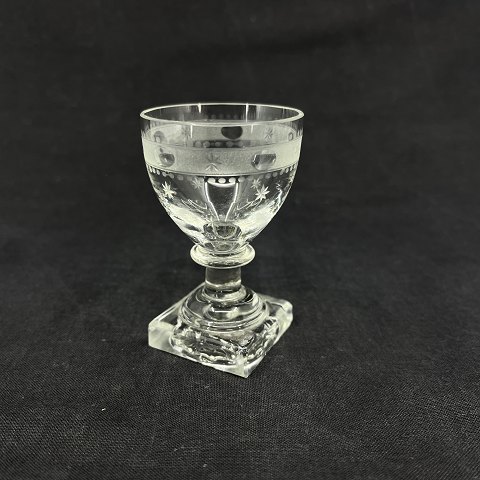 Gorm the Old cordial glasses with decor
