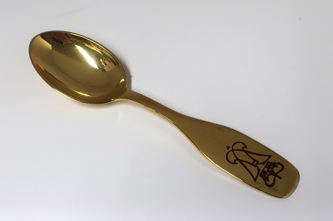 P. Hertz. Commemorative spoon for Wedding 18-11-1995. Silver gilded (925). In 
original box.