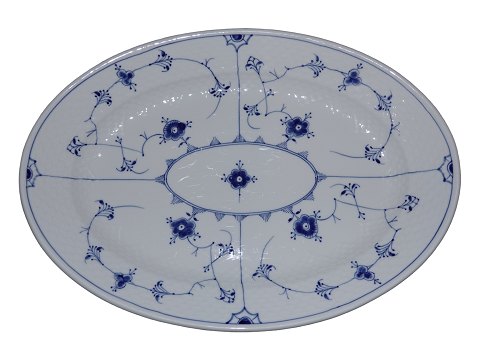 Blue Traditional Thick porcelain
Large platter 40.5 cm.