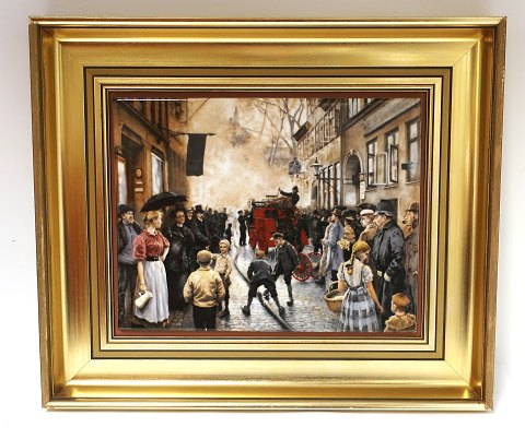 Bing & Grondahl. Porcelain painting. Motif by Paul Fischer. Fire in Skindergade. 
Size inclusive frame, 40 * 33 cm. Produced 1750 pieces. This has number 1626
