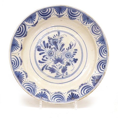 Signed St. Kongensgade faience plate. Copenhagen 
circa 1760. D: 29cm