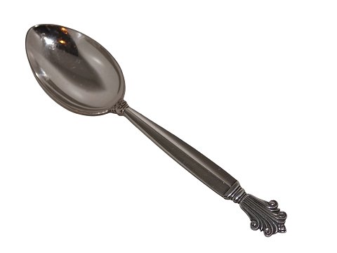 Georg Jensen Dronning
Suppeske 18,7 cm.