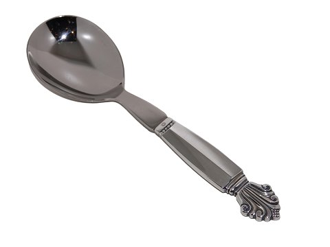 Georg Jensen Dronning
Stor serveringsske 23,2 cm.