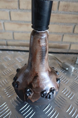 Vintage lamp, Egon Riisgaard/Bisgaard
Pottery whith good decoration
H: 25cm inkl. socket
In a good condition