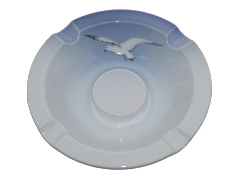 Seagull Thick Porcelain without gold edge
Ashtray